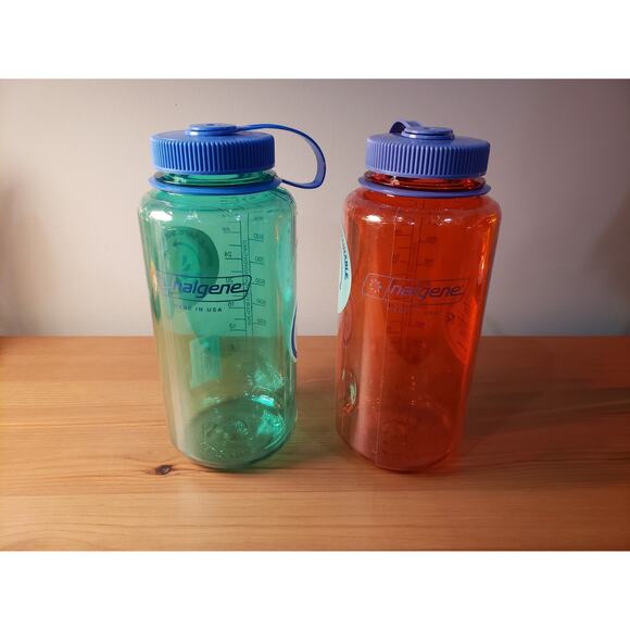 Nalgene 32oz Wide Water Bottle Lot of 2 Pastel Green & Marmalade Made in USA - Picture 1 of 3